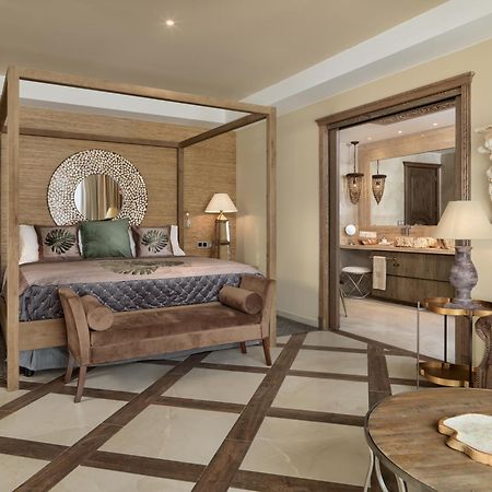 Royal River, Luxury Hotel - Adults Only Адехе Екстериор снимка